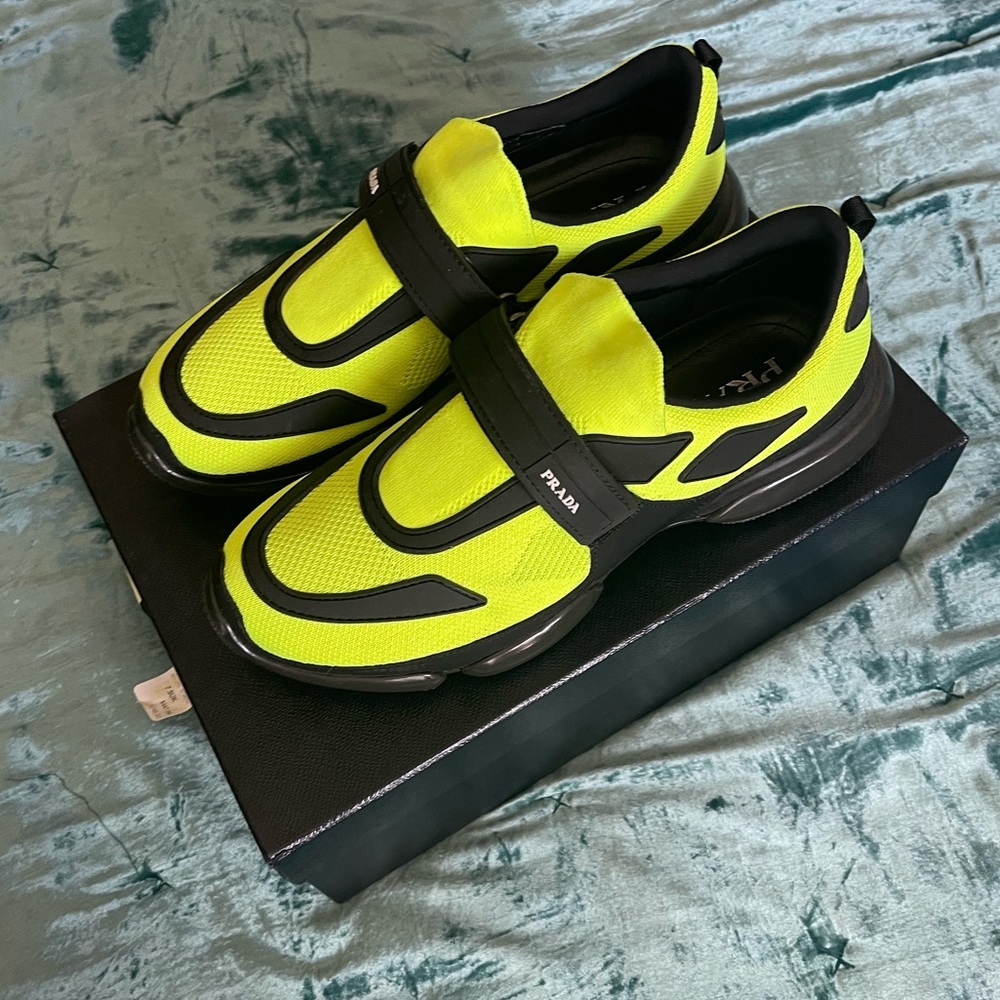Prada Cloudburst